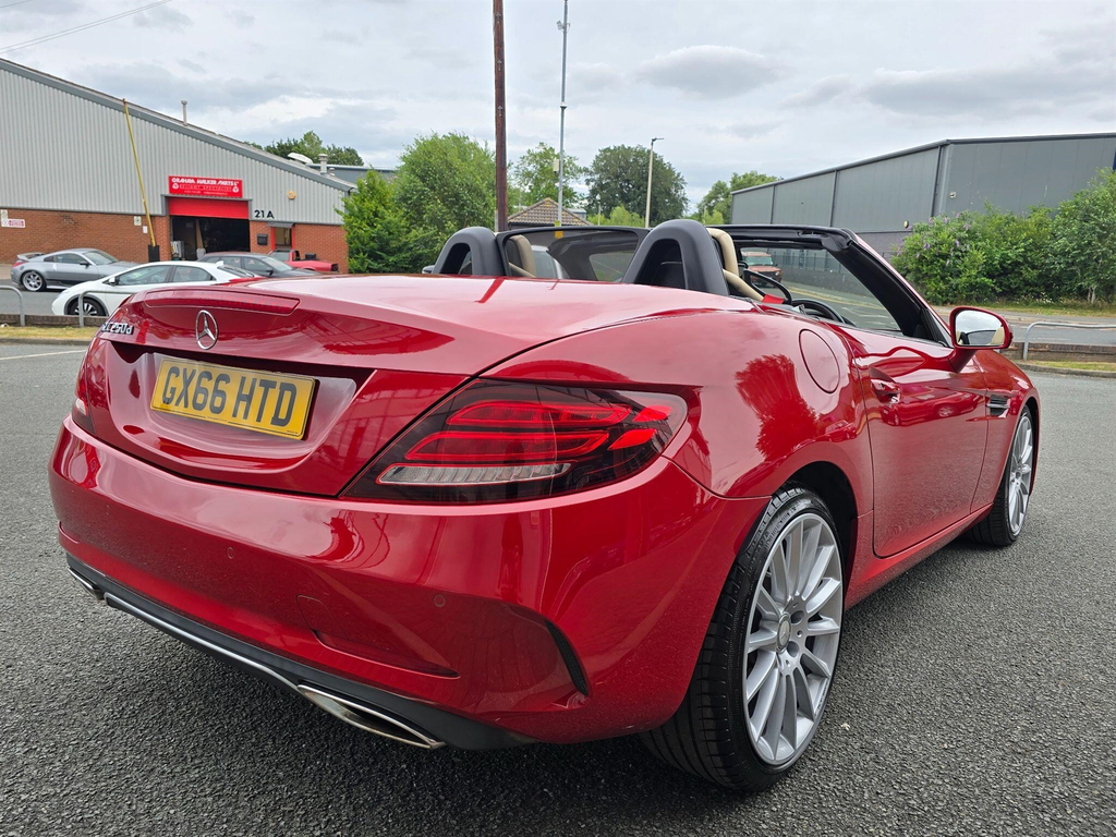 Mercedes-Benz SLC Slc 250 D Amg Line Black #18