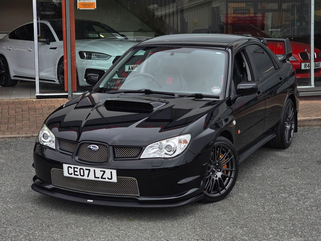 Subaru Impreza Saloon Black #4