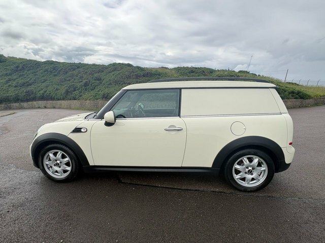 Mini Clubvan Cooper D Black #12