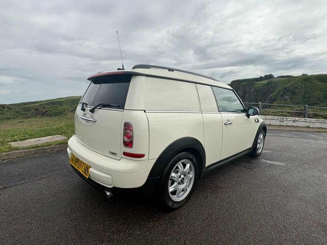 Mini Clubvan Cooper D Black #9
