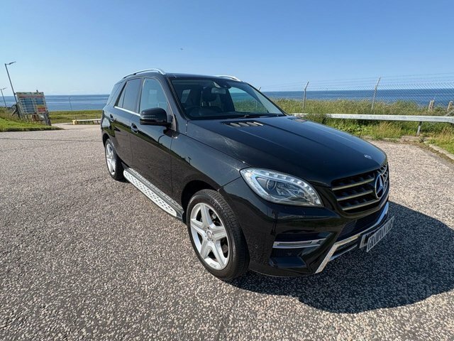 Mercedes-Benz M Class 2.1 Ml250 Bluetec Amg Line Suv G-tronic Black #2