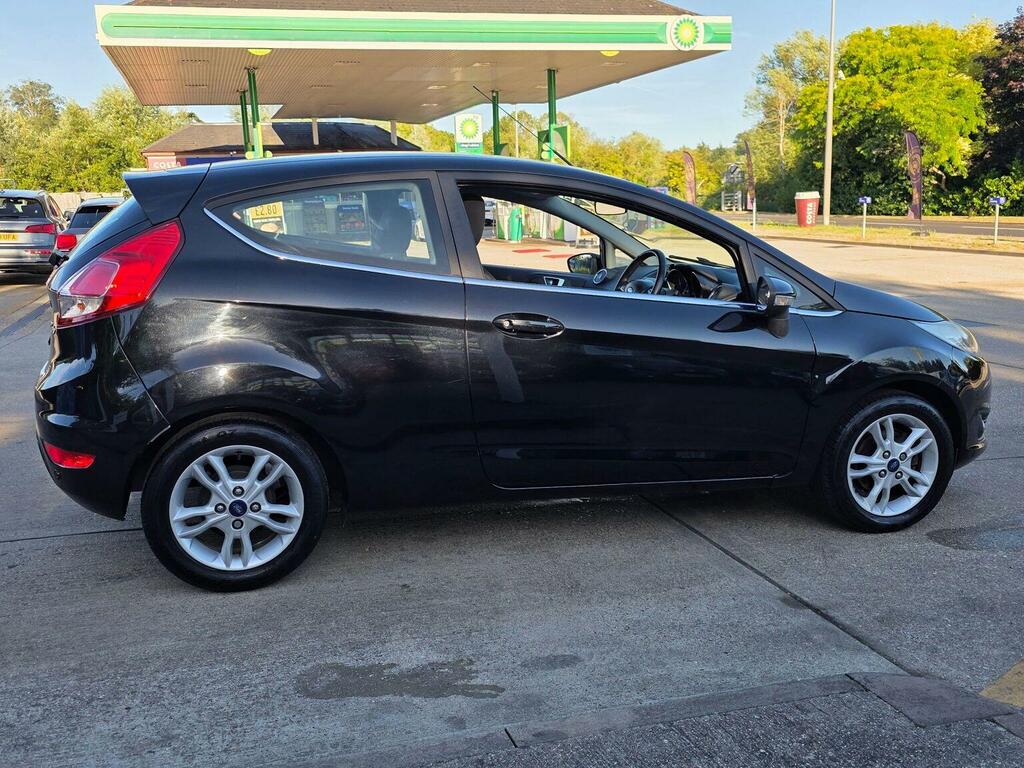 Ford Fiesta Hatchback 1.25 Zetec Euro 6 201565 Black #6