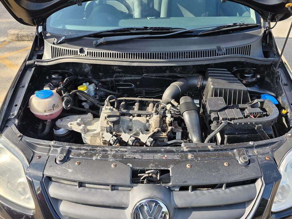 Volkswagen Fox 1.2 Urban 6V 54 Bhp Silver #25