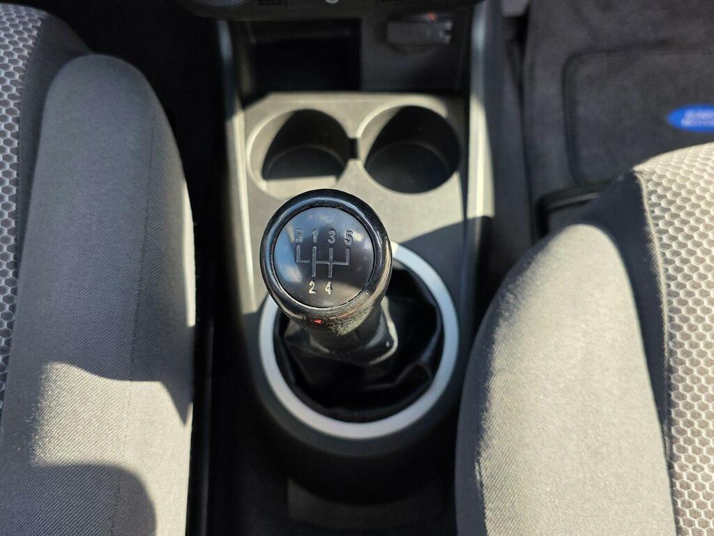 Volkswagen Fox 1.2 Urban 6V 54 Bhp Silver #15
