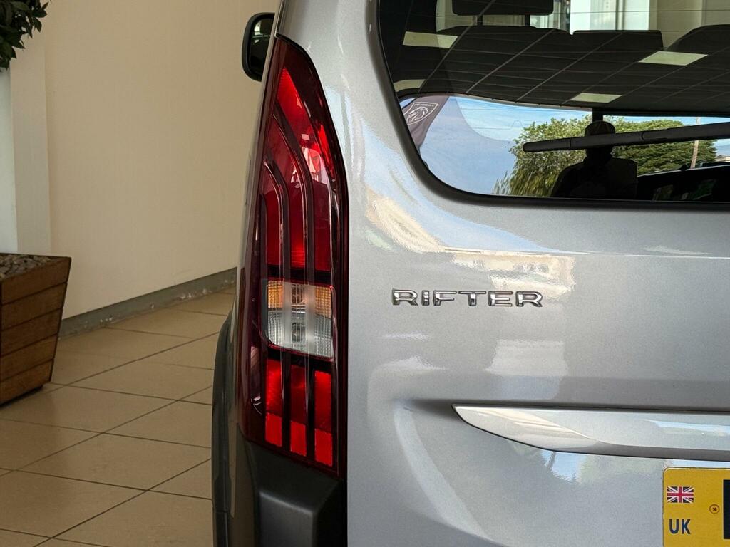 Peugeot Rifter Allure Brown #28