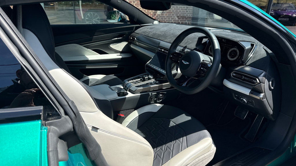 Aston Martin Vanquish V12 Coupe Green #4