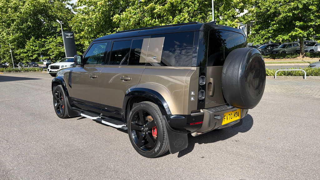 Land Rover Defender 110 3.0 P400 X 110 FV70MOA Brown #5
