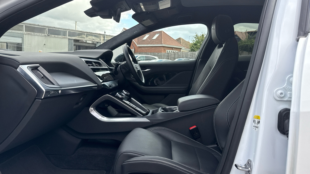Jaguar I-Pace R-dynamic Hse Black OE24DWF White #3