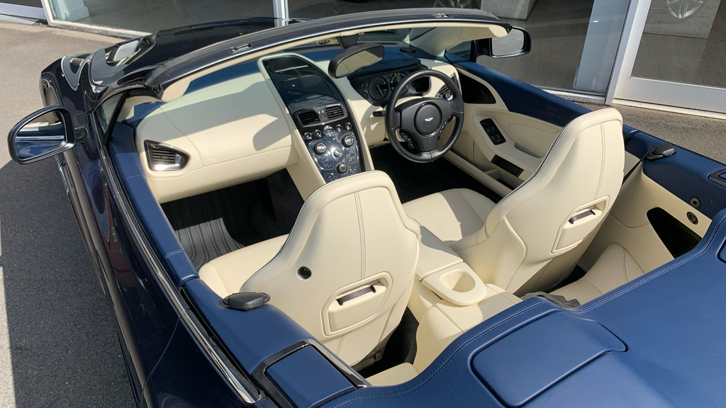 Aston Martin Vanquish 6.0 V12 Volante T-troniii Euro 6 Grey #23