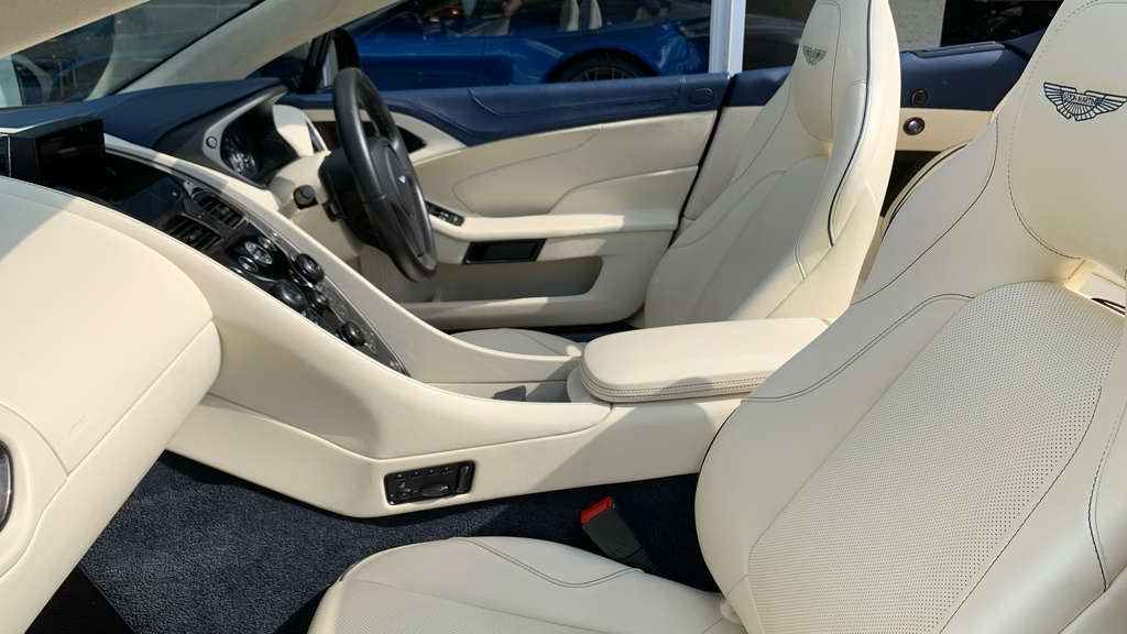 Aston Martin Vanquish 6.0 V12 Volante T-troniii Euro 6 Grey #35