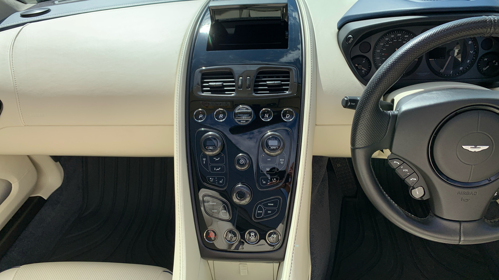 Aston Martin Vanquish 6.0 V12 Volante T-troniii Euro 6 Grey #11