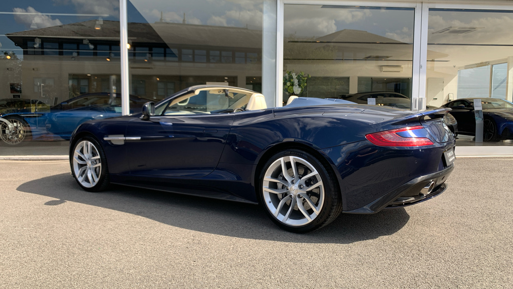 Aston Martin Vanquish 6.0 V12 Volante T-troniii Euro 6 Grey #28