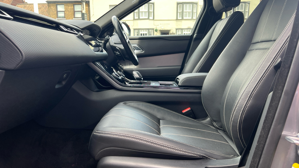 Land Rover Range Rover Velar R-dynamic Se Grey #4