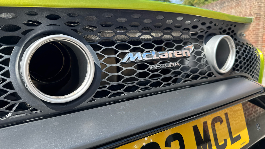 McLaren Artura 3.0 V6 Ssg Phev 671 Bhp Blue #14