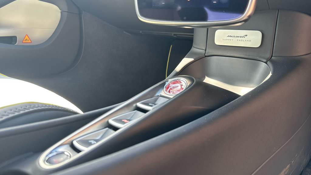 McLaren Artura 3.0 V6 Ssg Phev 671 Bhp Blue #15