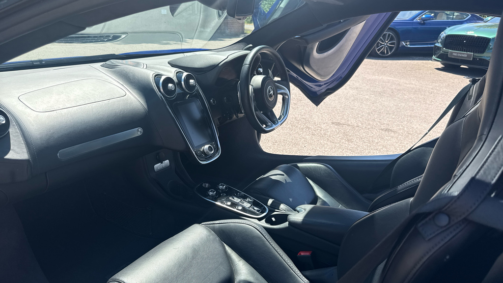 McLaren GT 4.0T V8 Coupe Ssg Euro 6 Ss 620 Ps Purple #20