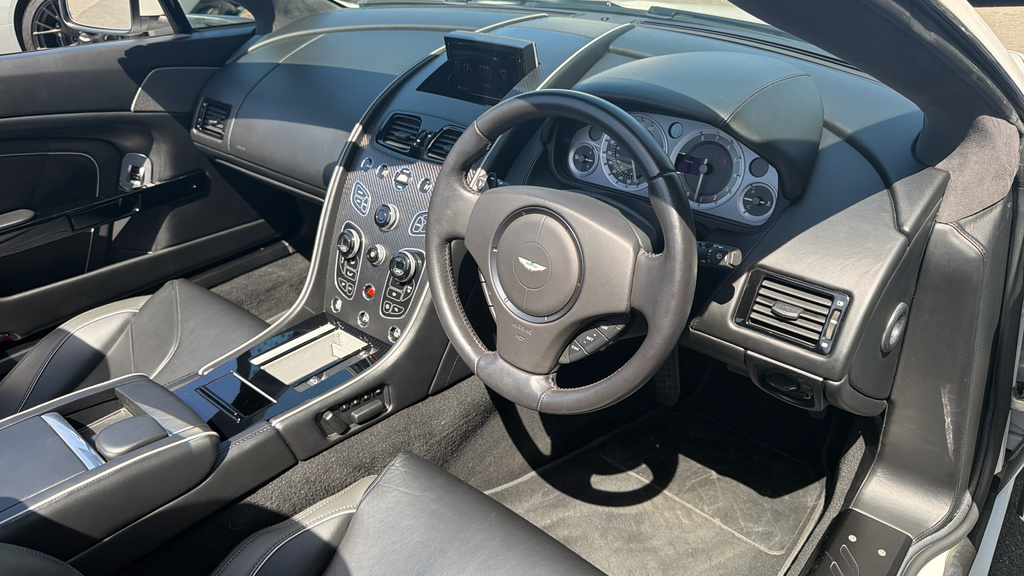 Aston Martin Vantage Amr White #3