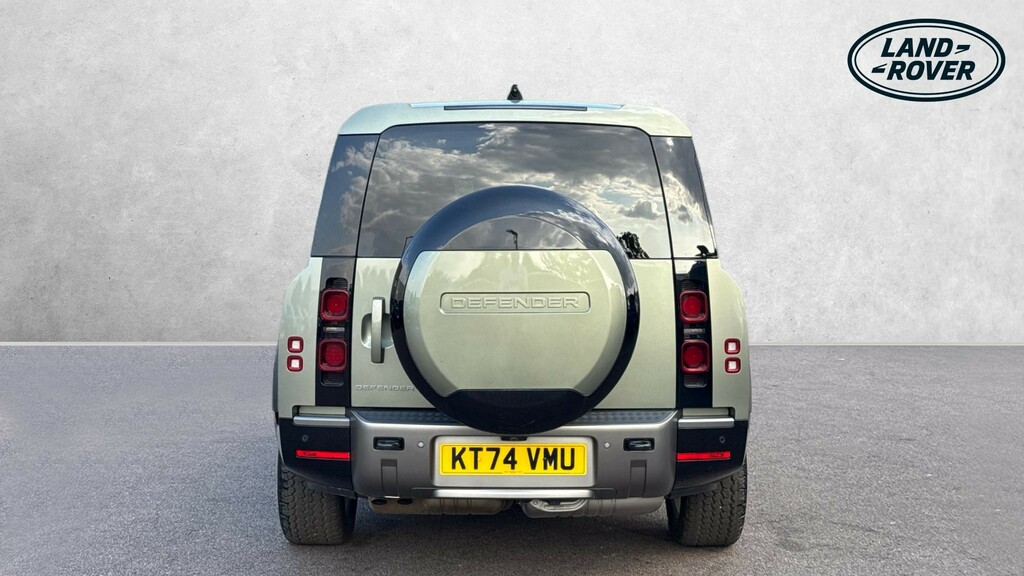 Land Rover Defender 130 X-dynamic Hse 130 Green #6