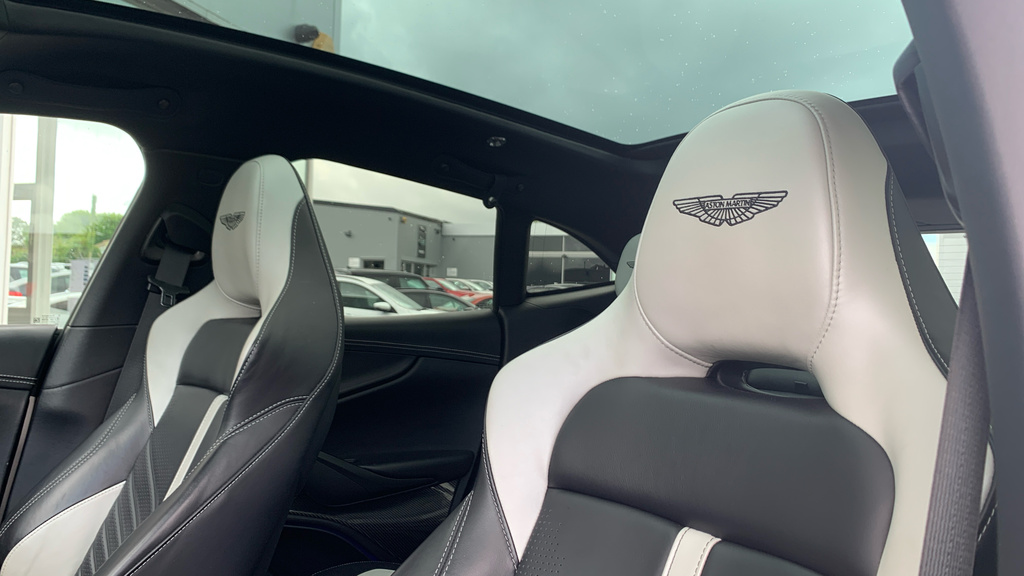 Aston Martin DBX 4.0 V8 Suv 4Wd Euro 6 Ss 550 P Black #24