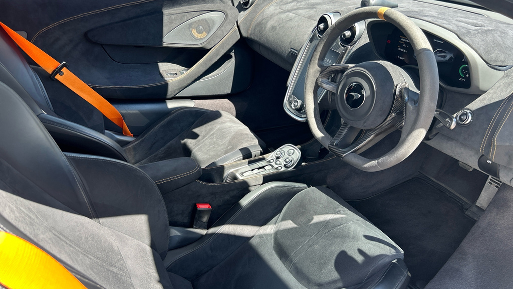 McLaren 600LT Coupe LA19UWW Grey #4