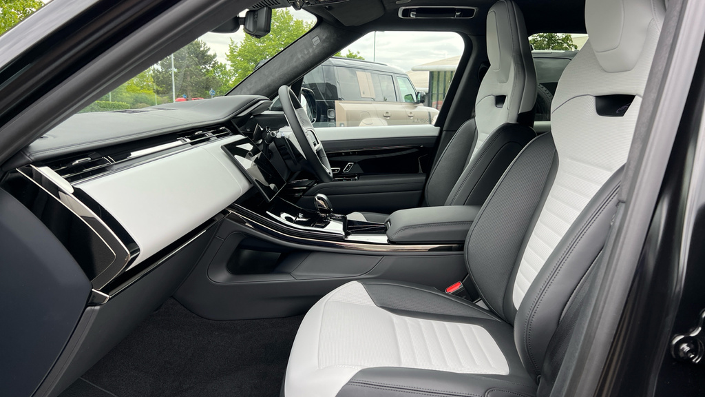 Land Rover Range Rover Sport Sv Ultimate Edition Black #3