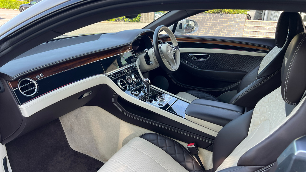 Bentley Continental Gt Gt V8 White #3