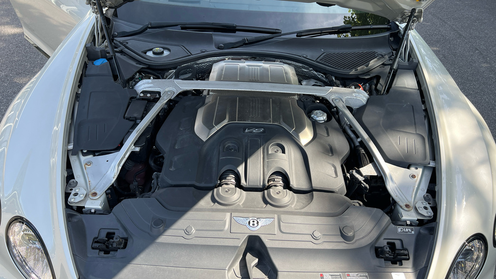 Bentley Continental Gt Gt V8 White #13