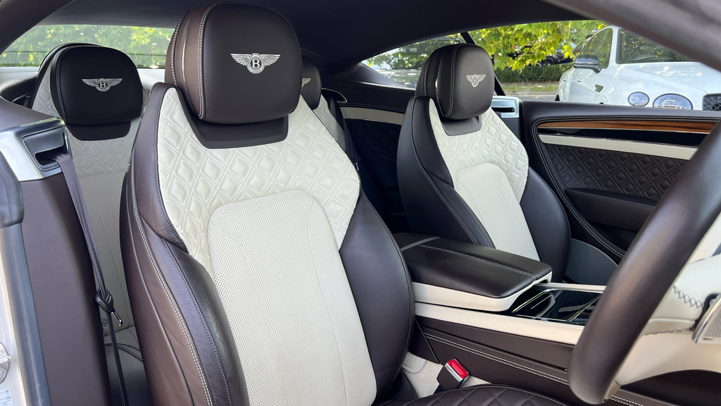 Bentley Continental Gt Gt V8 White #23