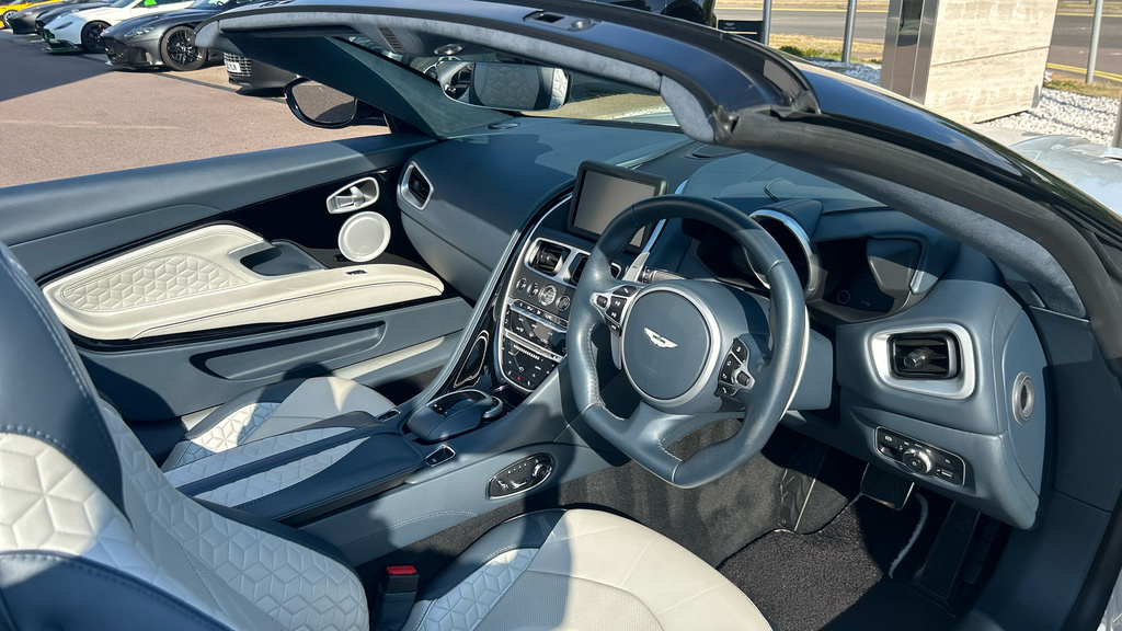 Aston Martin DBS Volante White #3