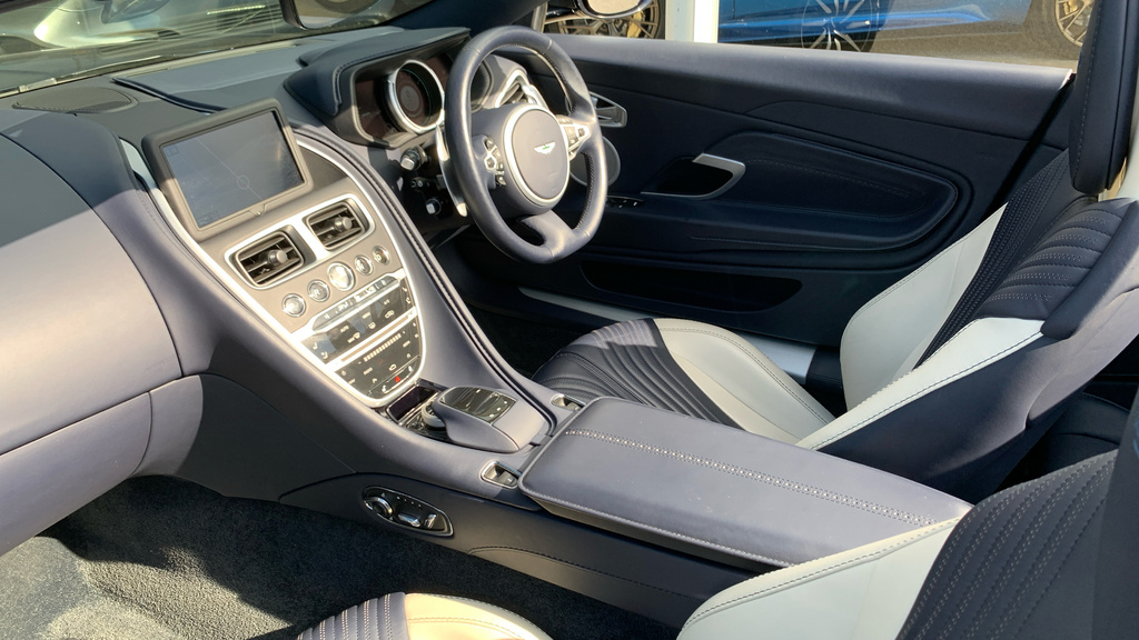 Aston Martin DB11 4.0 V8 Volante Euro 6 Ss 535 P Silver #27