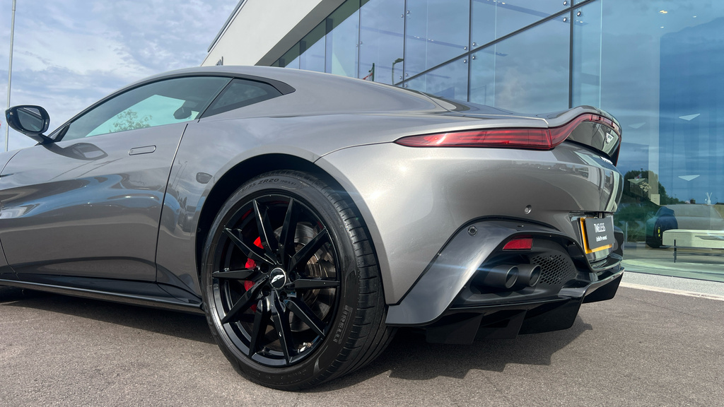 Aston Martin Vantage 4.0L V8 Exterior Black Pack 20 Alloys Sport Plus Blue #19