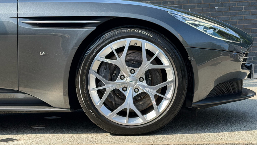 Aston Martin DB11 5.2L V12 Coupe Silver #5