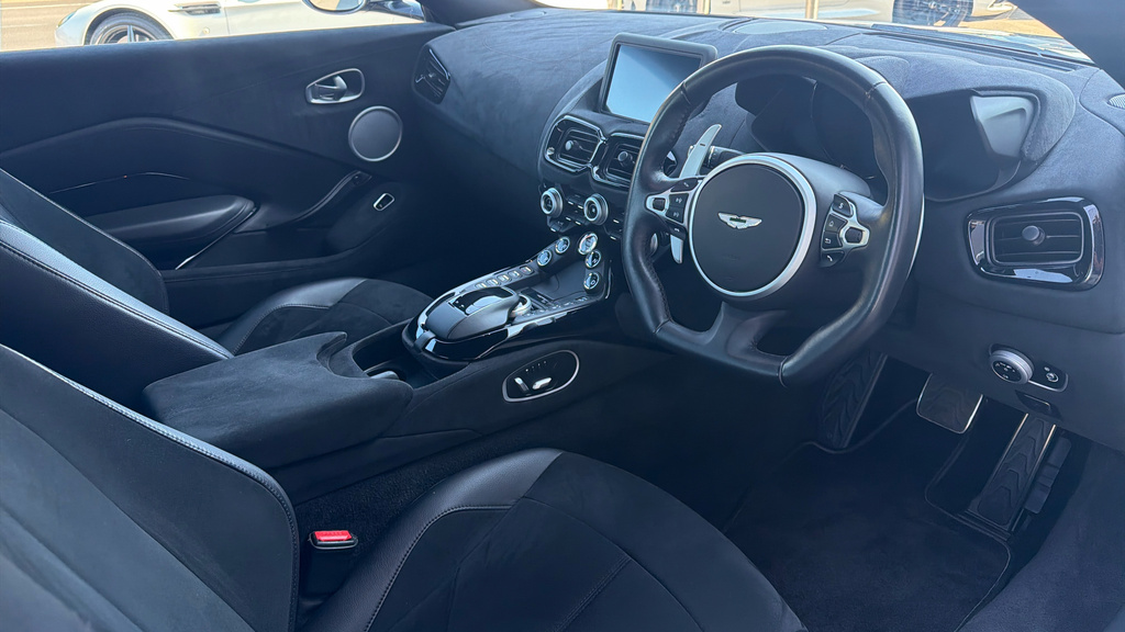 Aston Martin Vantage 4.0L V8 Coupe Silver #3