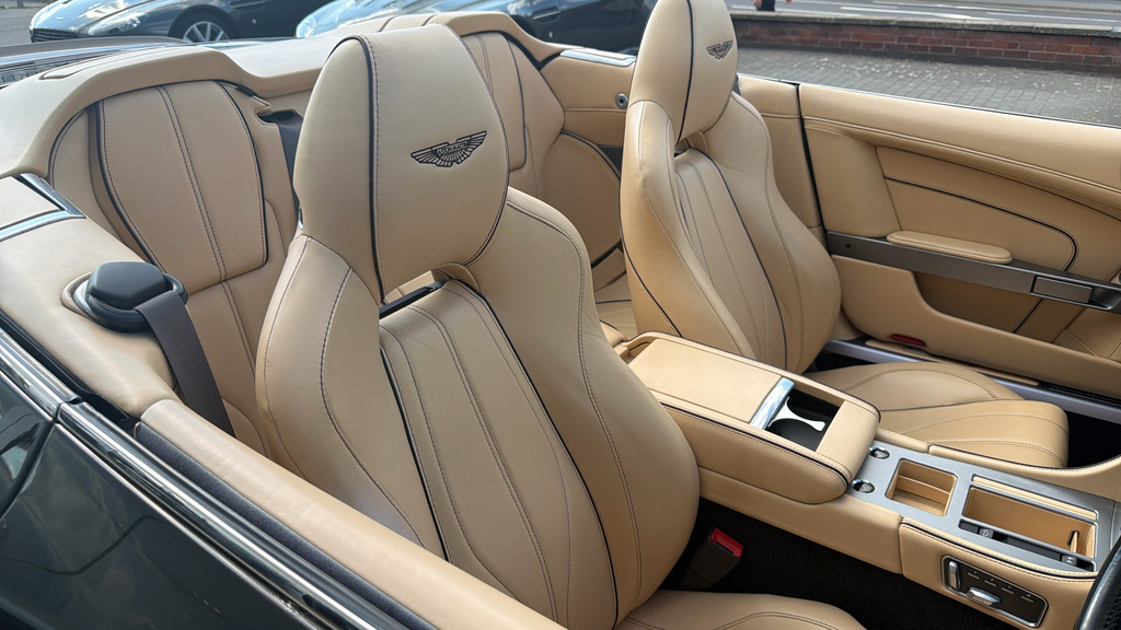Aston Martin DB9 Coupe Grey #22