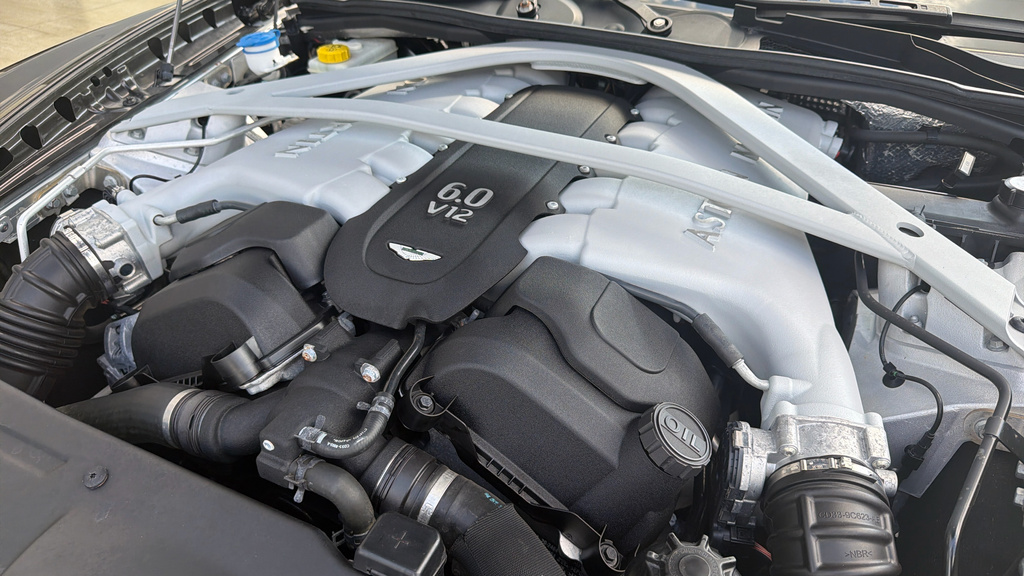 Aston Martin DB9 Coupe Grey #21