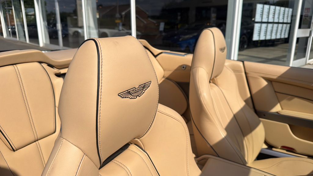 Aston Martin DB9 V12 Volante Brown #5