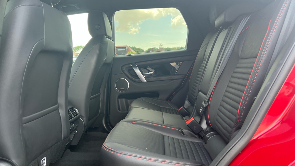 Land Rover Discovery Sport R-dynamic Se Red #4
