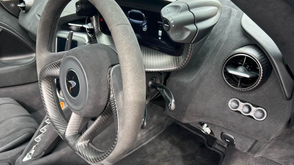 McLaren  Coupe Grey #16