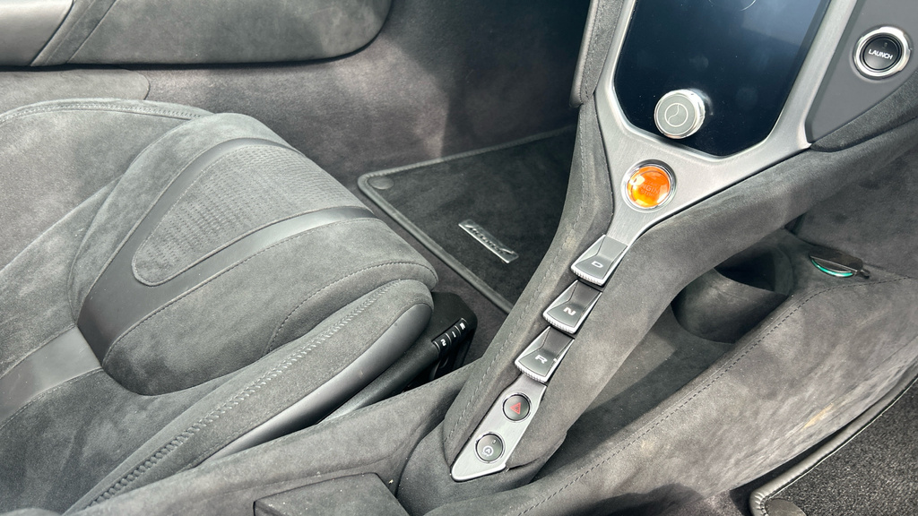 McLaren  Coupe Grey #15