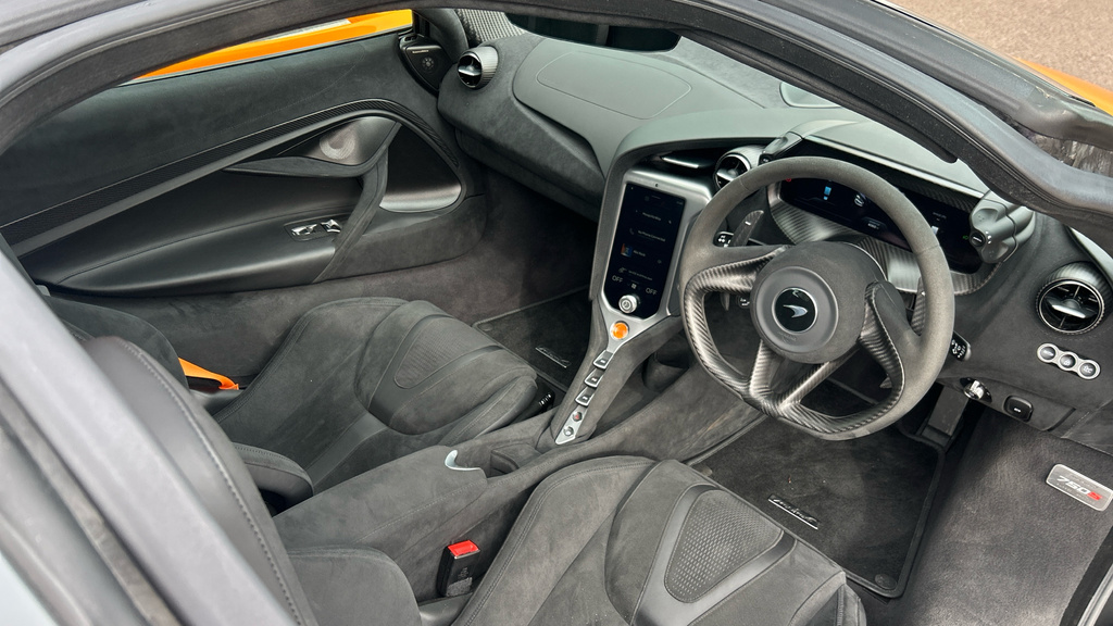 McLaren  Coupe Grey #20