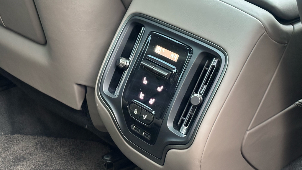 Aston Martin DBX Dbx707 Grey #19