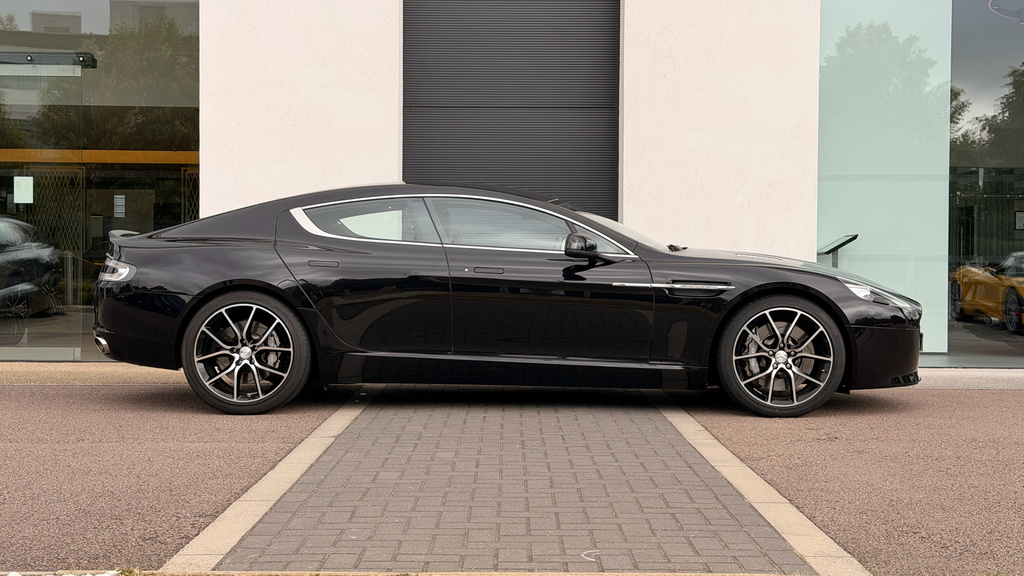 Aston Martin Rapide S  Silver #15