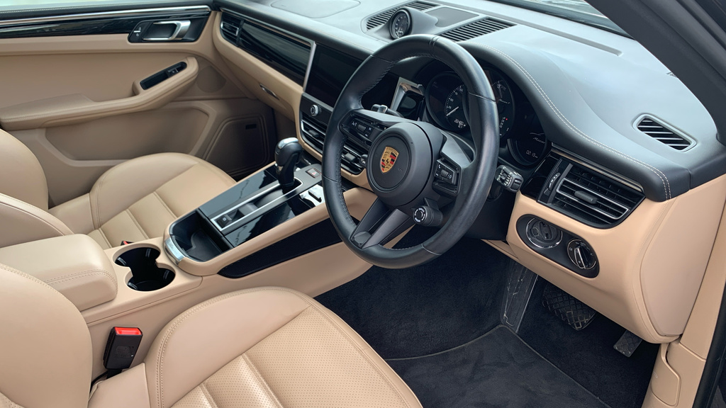 Porsche Macan Estate Grey #3