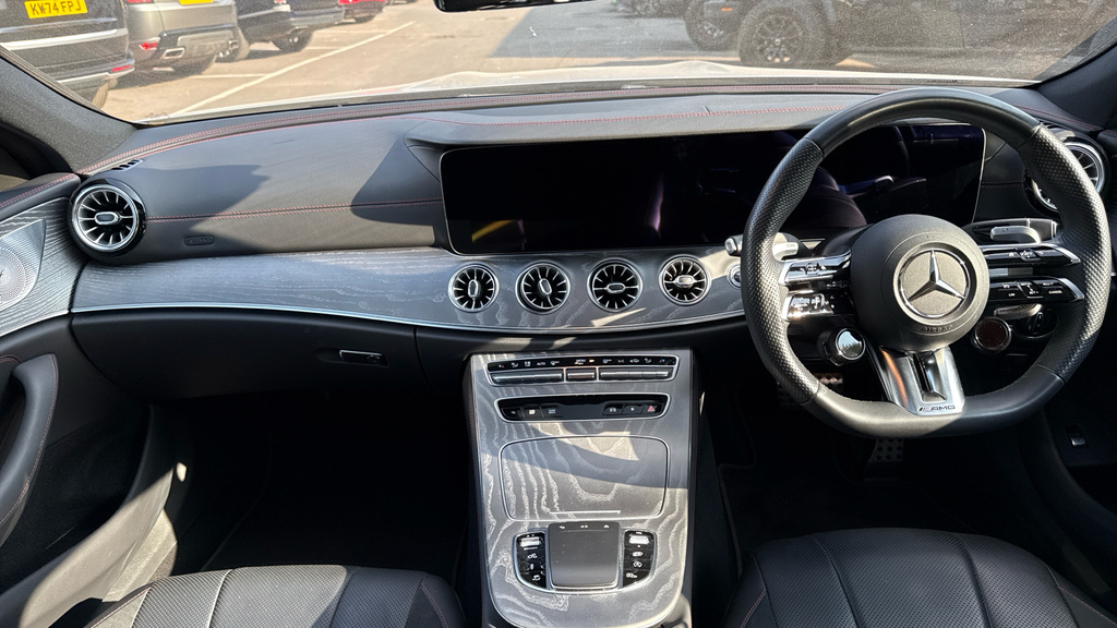 Mercedes-Benz CLS 300D 4Matic Amg Line Ngt Ed Pr 9G-tronic White #14