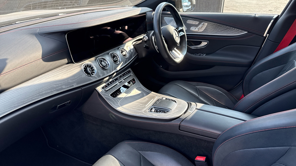 Mercedes-Benz CLS 300D 4Matic Amg Line Ngt Ed Pr 9G-tronic White #12