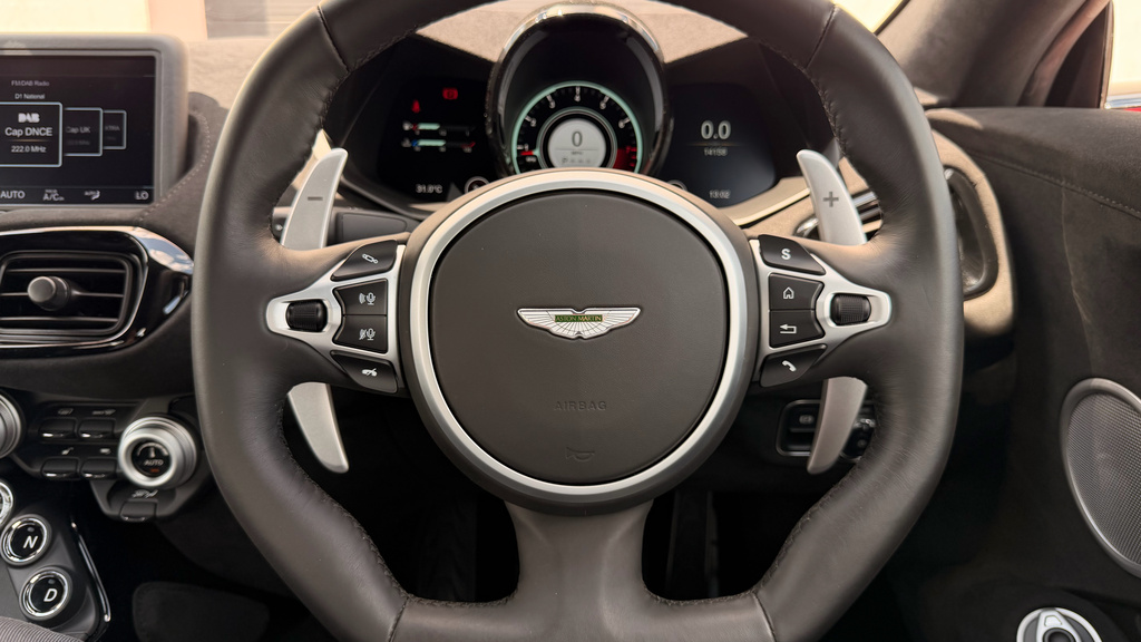 Aston Martin Vantage Vantage V8 Black #11