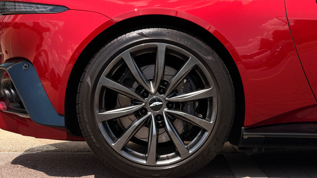 Aston Martin Vantage Vantage V8 Black #16