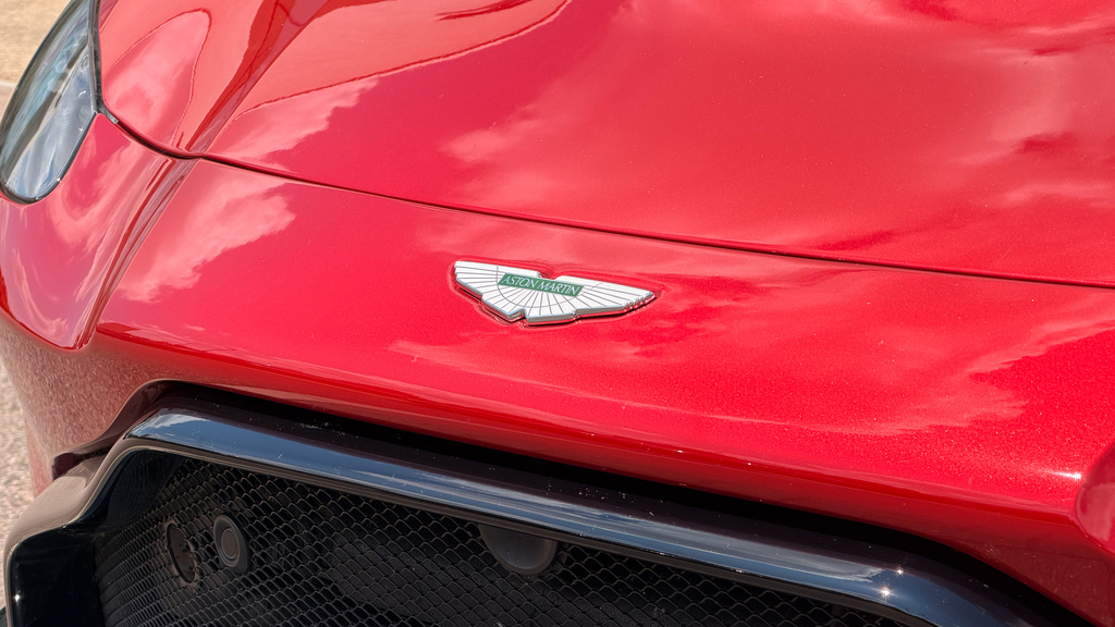 Aston Martin Vantage Vantage V8 Black #22