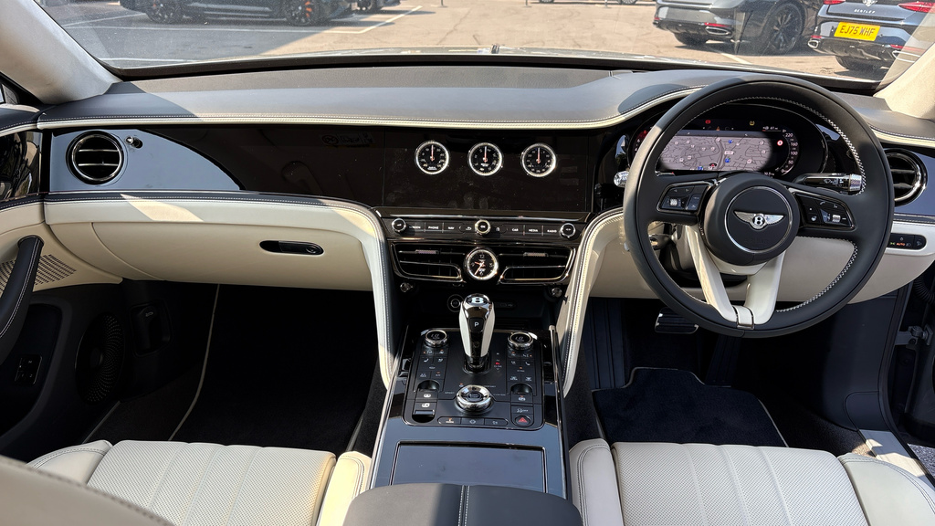 Bentley Flying Spur Saloon Grey #4