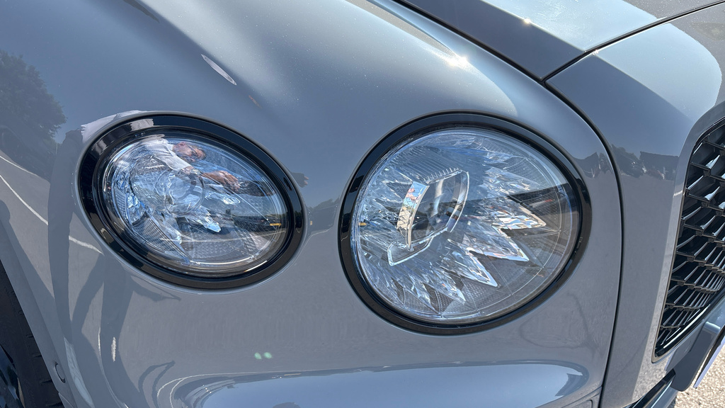 Bentley Flying Spur Saloon 201515 Beige #9